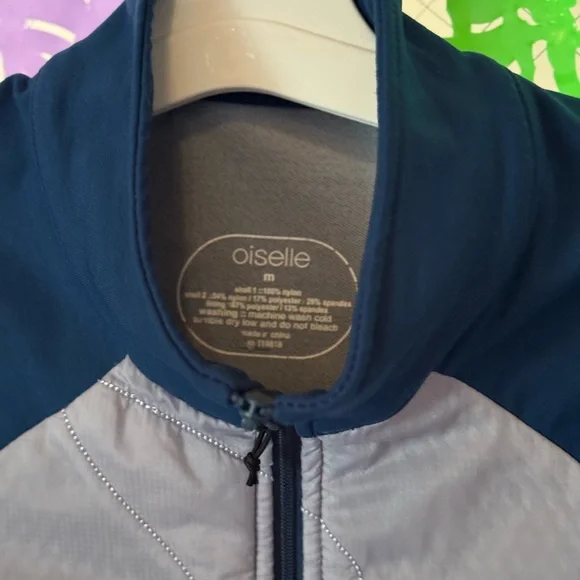 Oiselle Flyout Insulated Running Zip-Up Vest - Picture 6 of 9